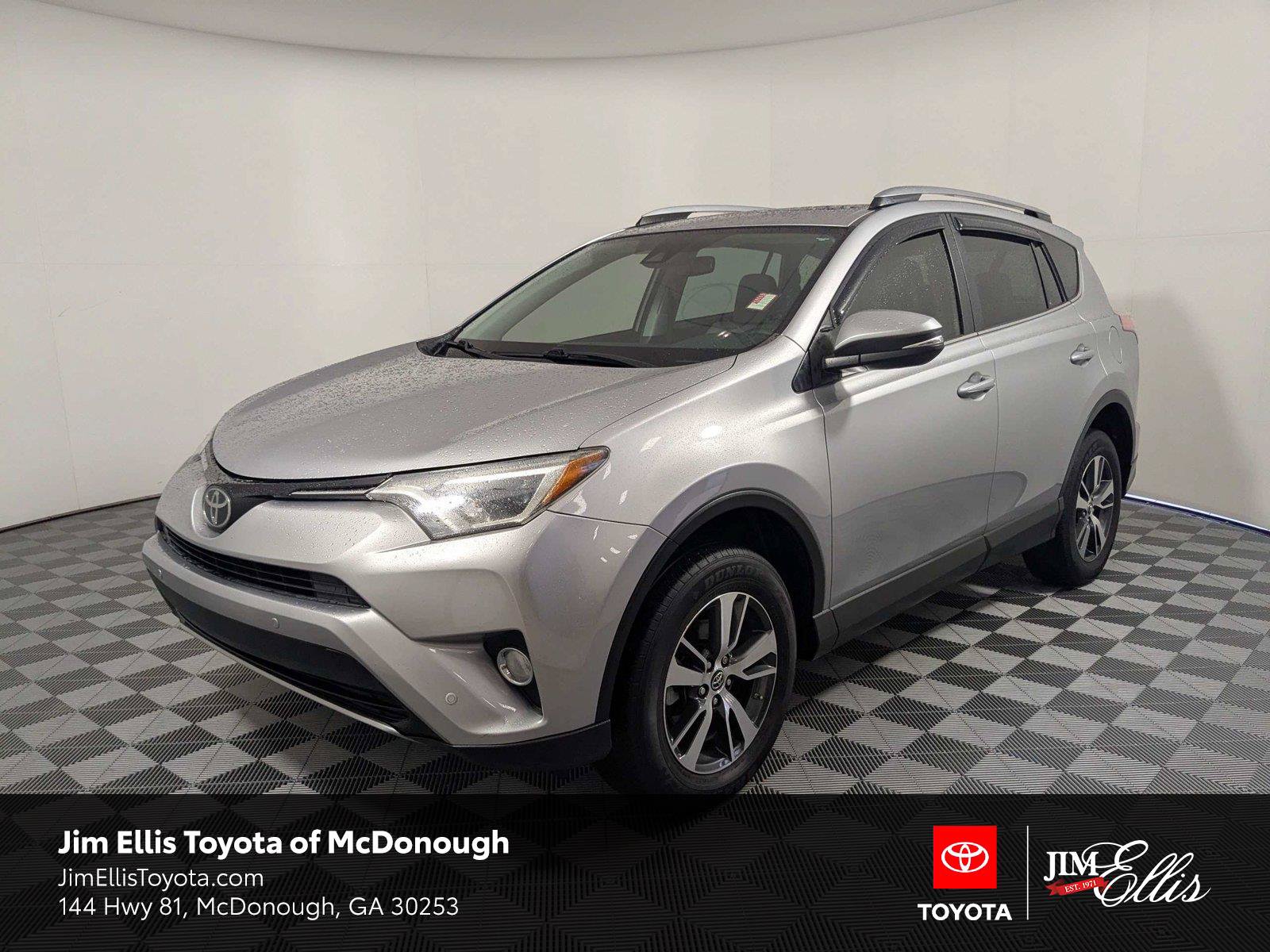 Used 2018 Toyota RAV4 XLE FWD image 1