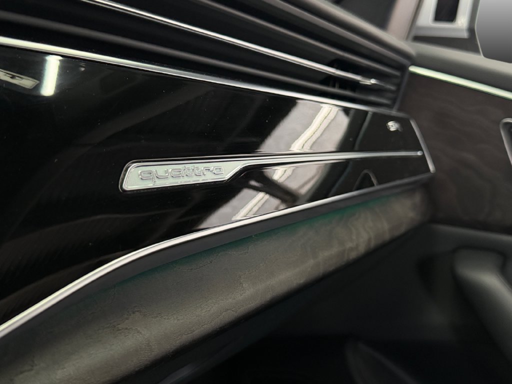 Used 2019 Audi Q8 Prestige w/ Towing Package AWD/4WD image 23