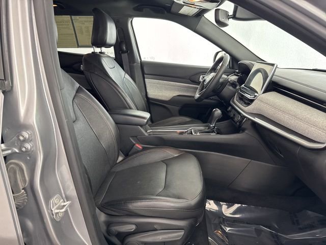 Used 2023 Jeep Compass Latitude image 23