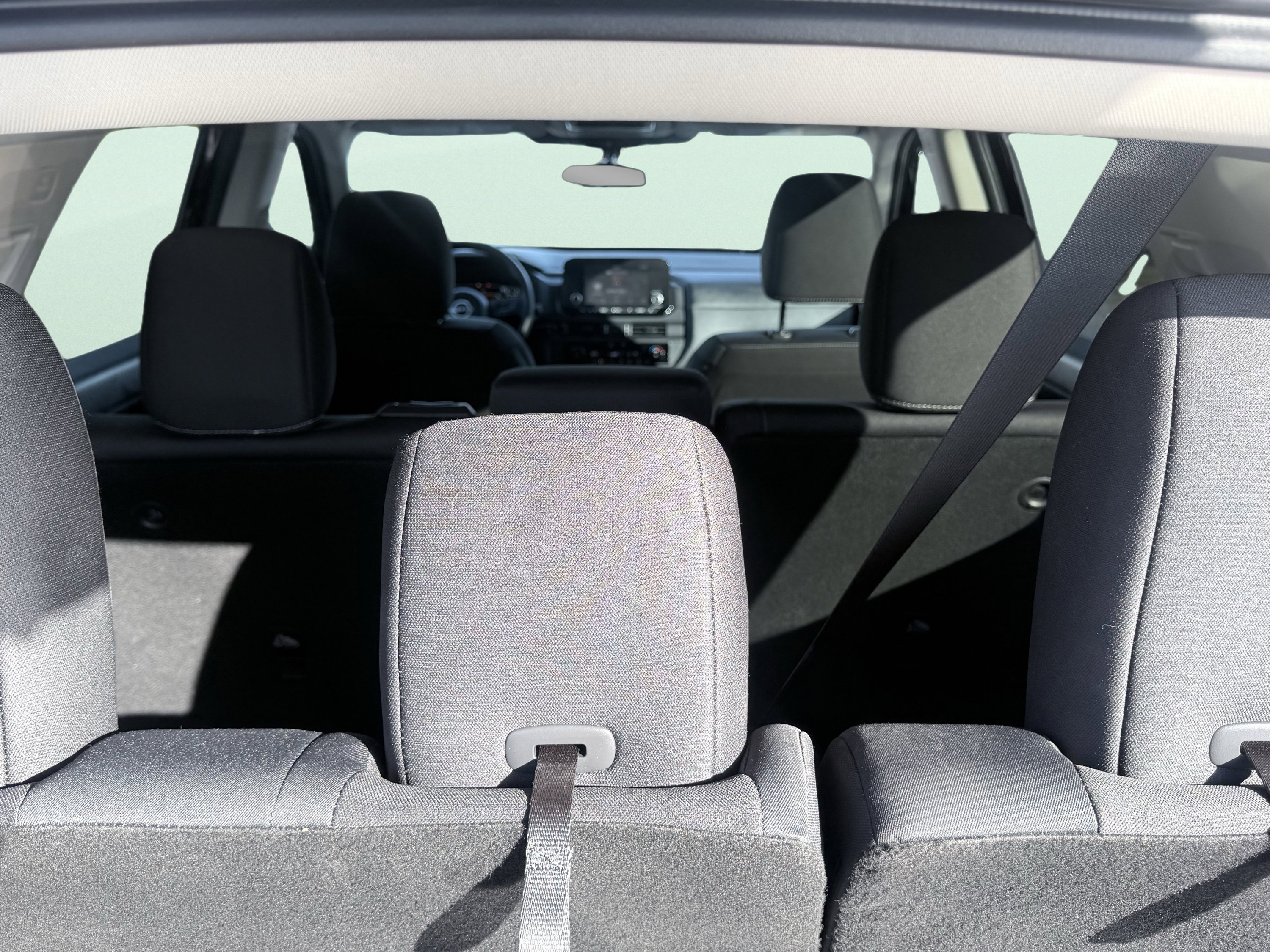 Used 2025 Nissan Pathfinder S image 13