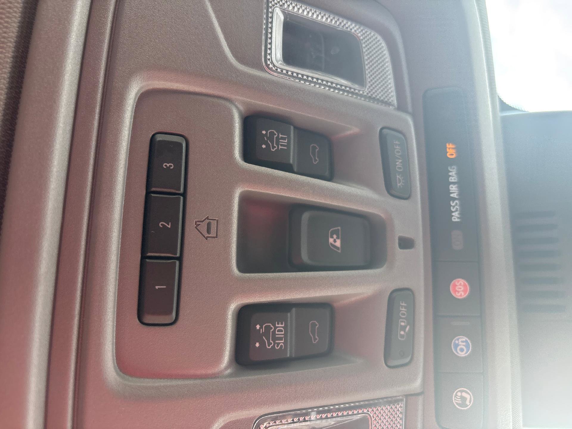 Used 2024 GMC Sierra 2500 Denali w/ Denali Reserve Package image 26