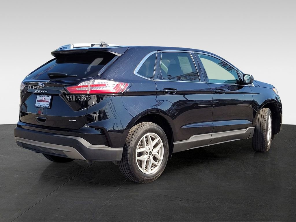 Used 2024 Ford Edge SEL image 4