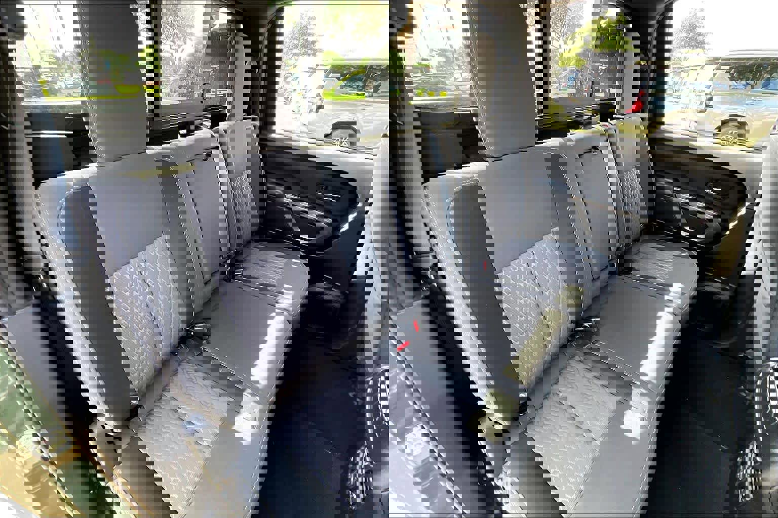 Certified 2024 Nissan Titan SV w/ SV Bronze Edition Package image 20