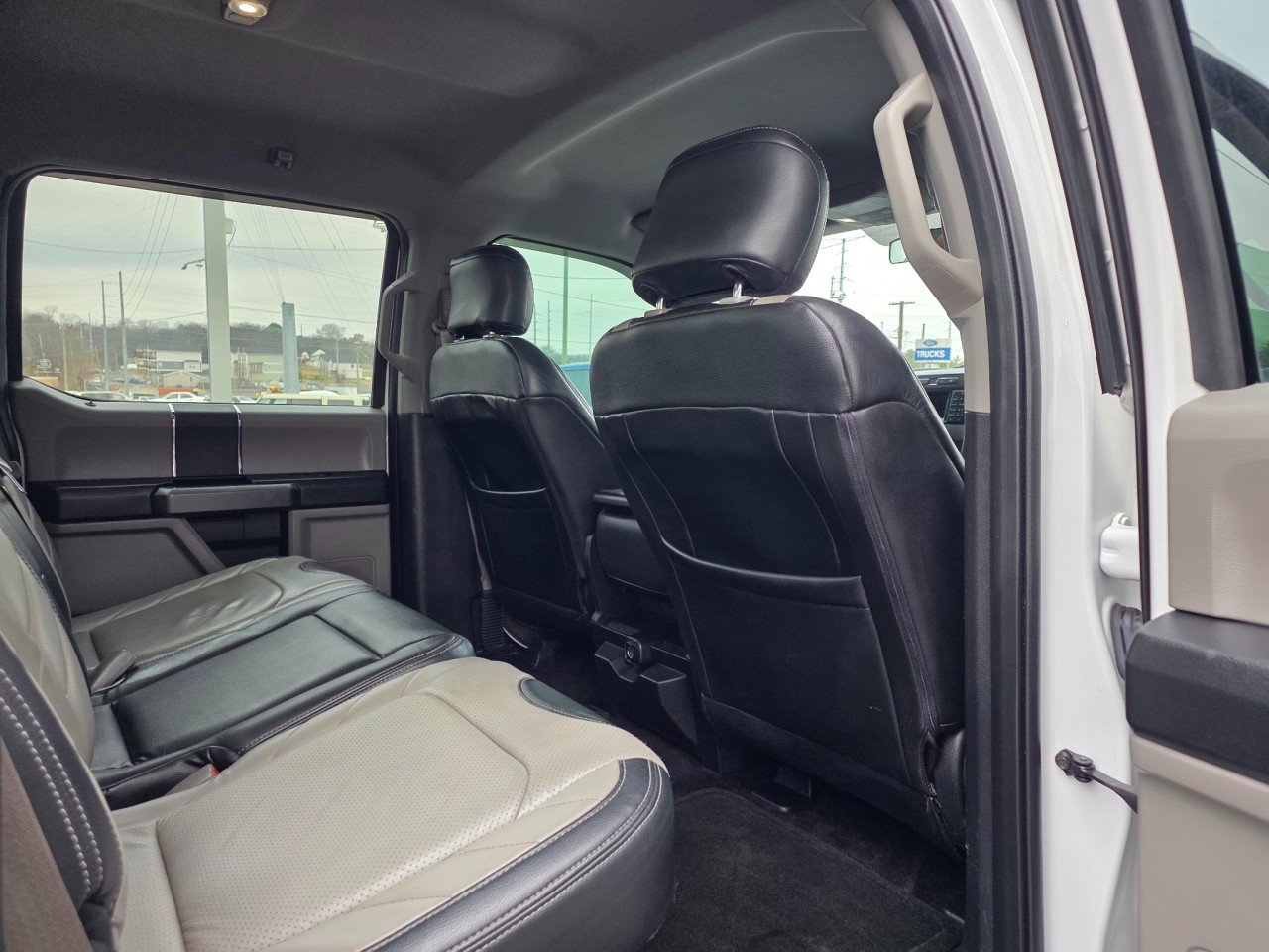 Used 2017 Ford F150 XLT image 12