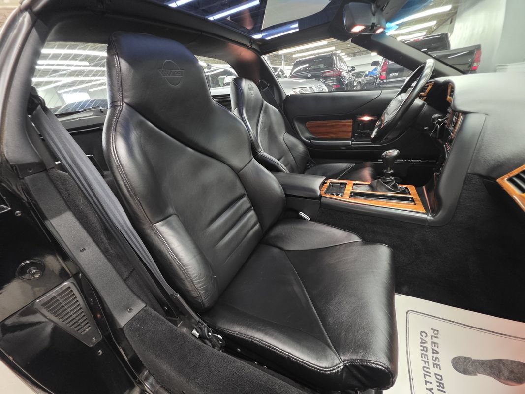 Used 1994 Chevrolet Corvette Coupe RWD image 24