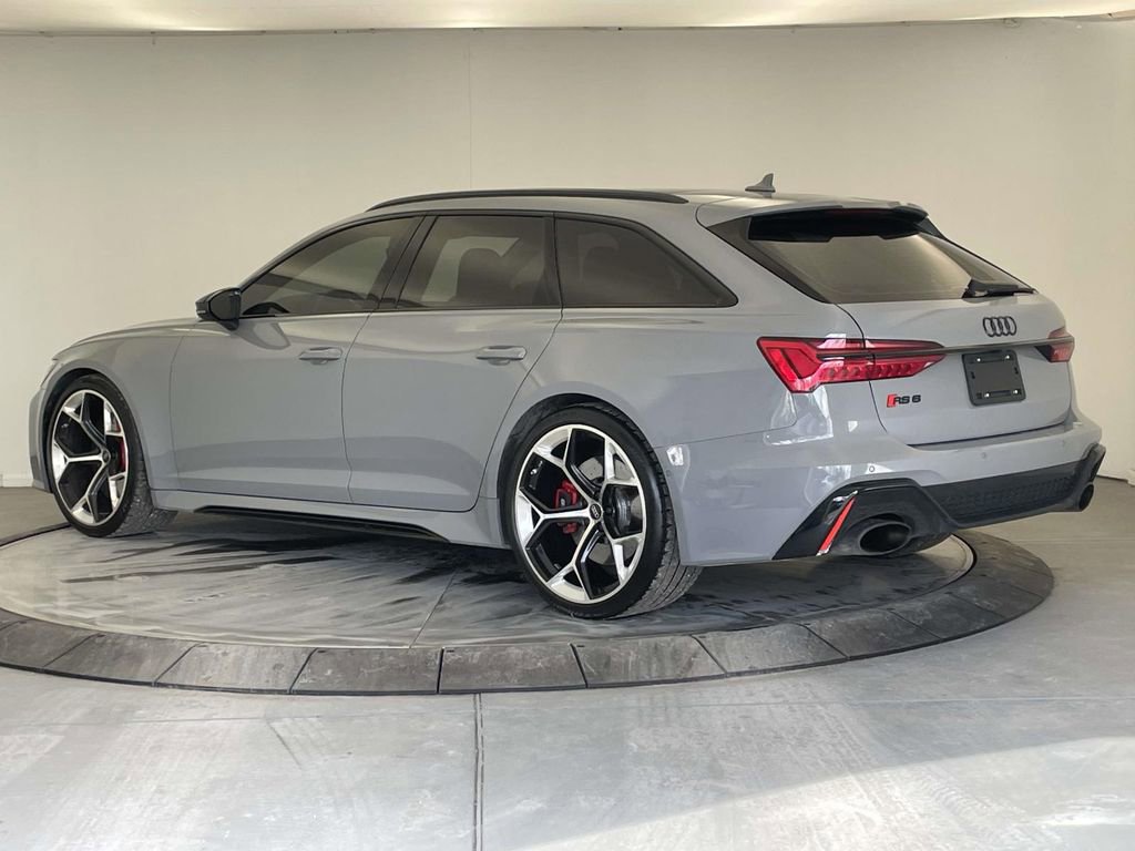 Used 2025 Audi RS 6 performance image 3
