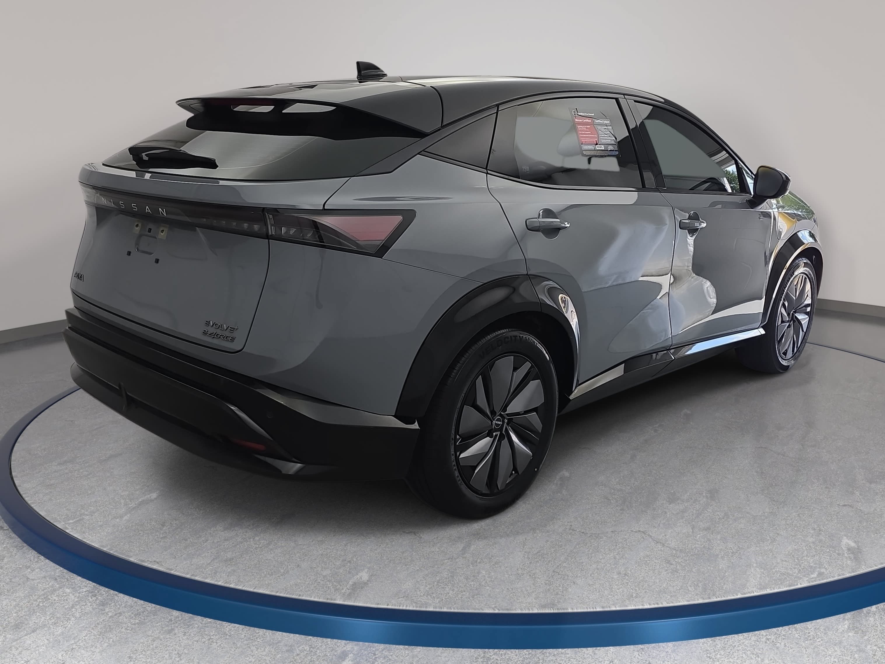 Certified 2024 Nissan Ariya AWD image 5