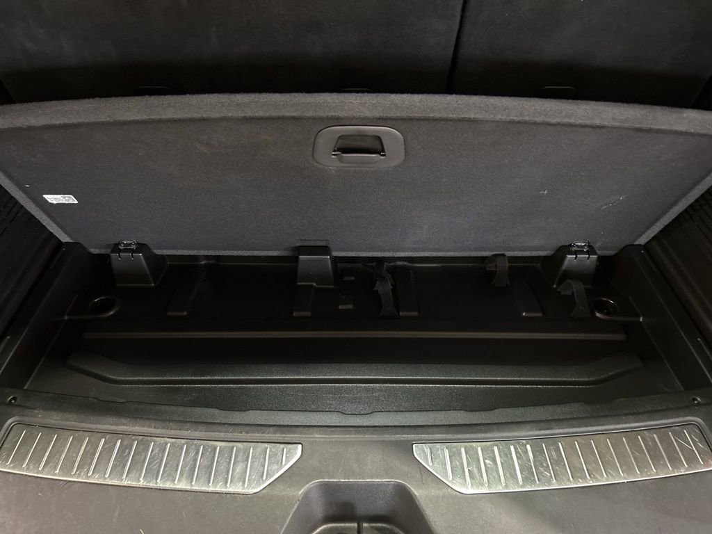 Used 2022 GMC Yukon Denali w/ Max Trailering Package image 14