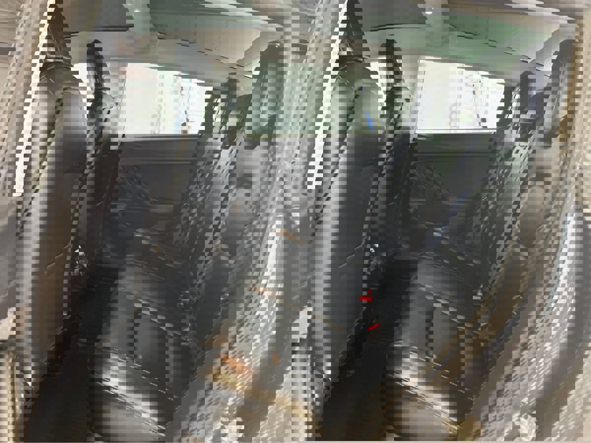 Used 2019 Tesla Model 3 Long Range image 10