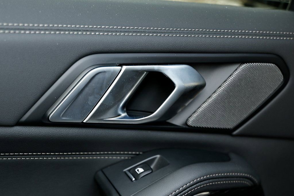 Used 2026 BMW X5 xDrive40i w/ M Sport Package image 23