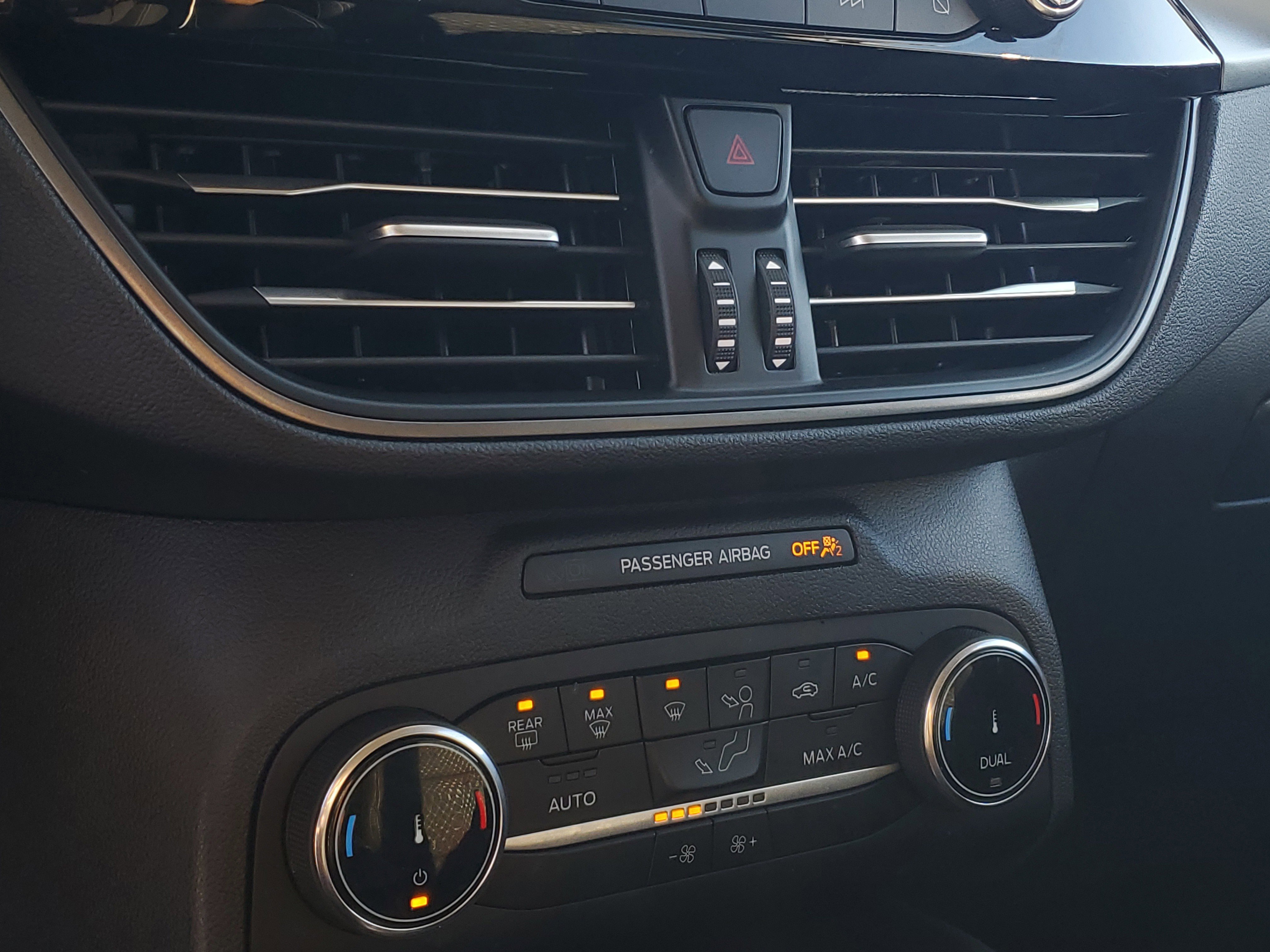 Used 2025 Ford Escape Active image 10