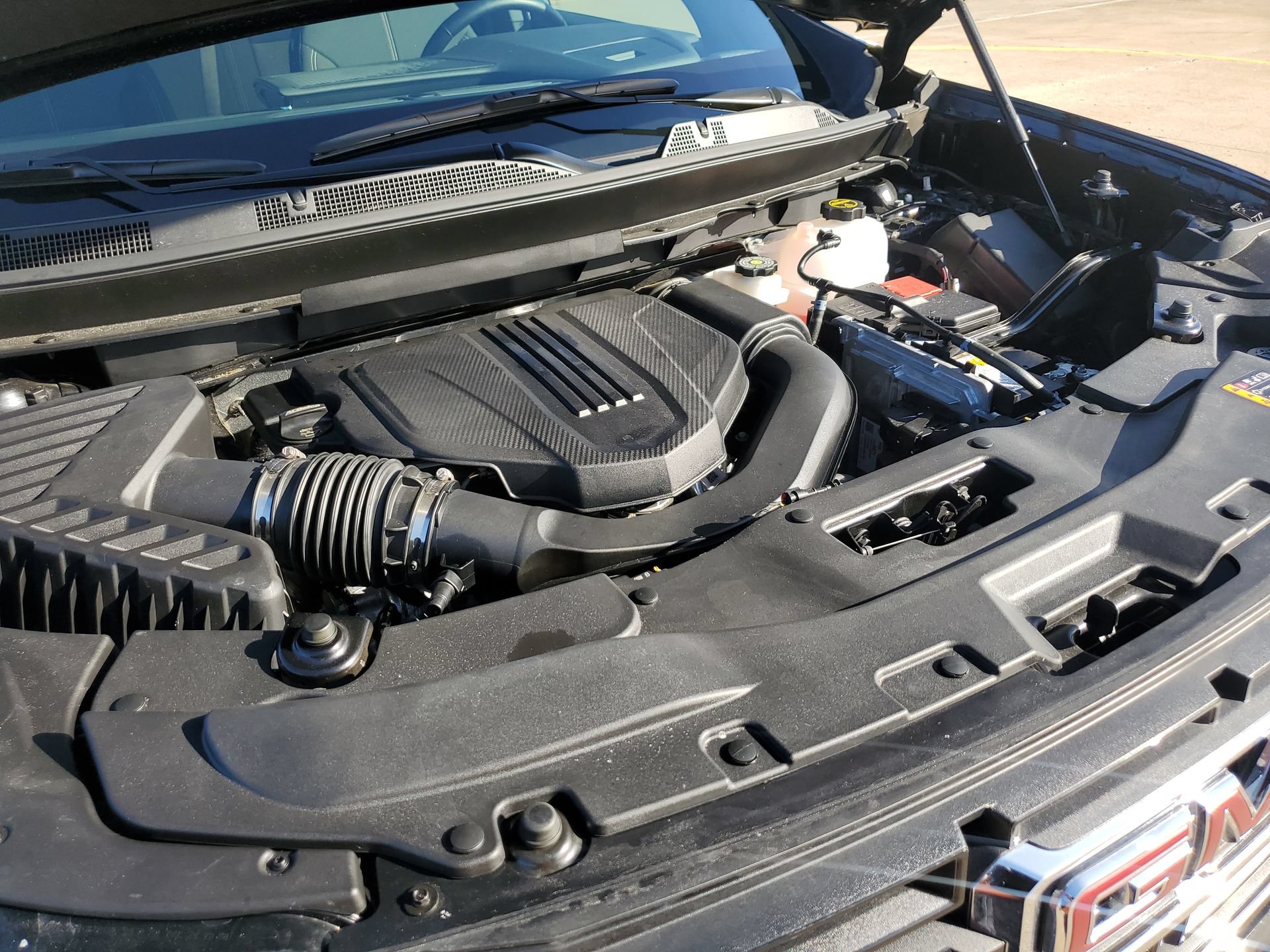 Used 2025 GMC Acadia Elevation AWD/4WD image 36