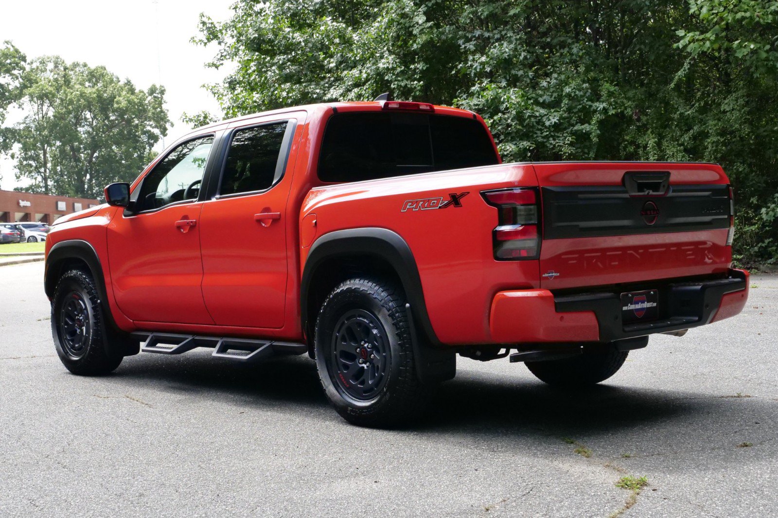 Used 2025 Nissan Frontier Pro-X RWD image 7