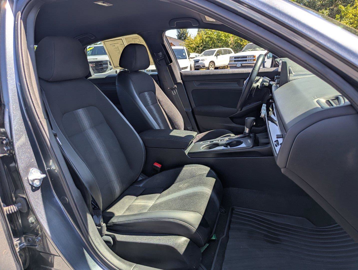 Used 2024 Honda Civic Sport image 32