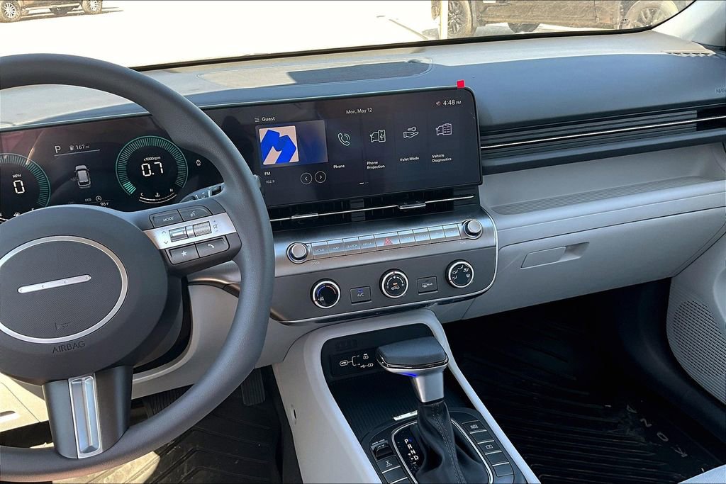 Certified 2025 Hyundai Kona SE AWD/4WD image 15
