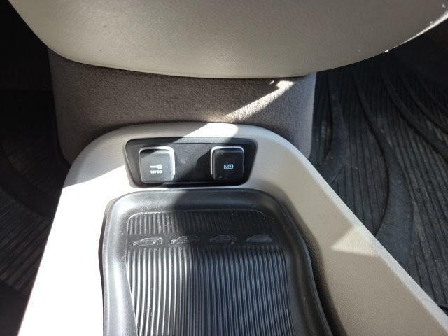 Used 2017 Chrysler Pacifica Touring-L FWD image 18