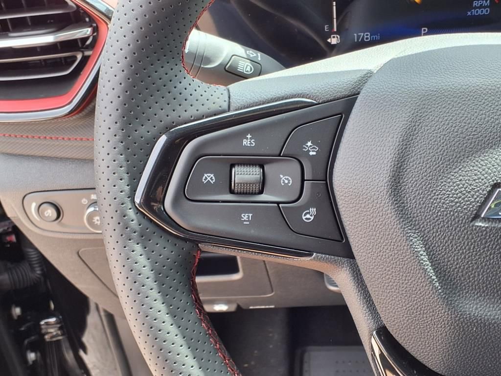 New 2026 Chevrolet TrailBlazer RS w/ Convenience Package FWD image 27