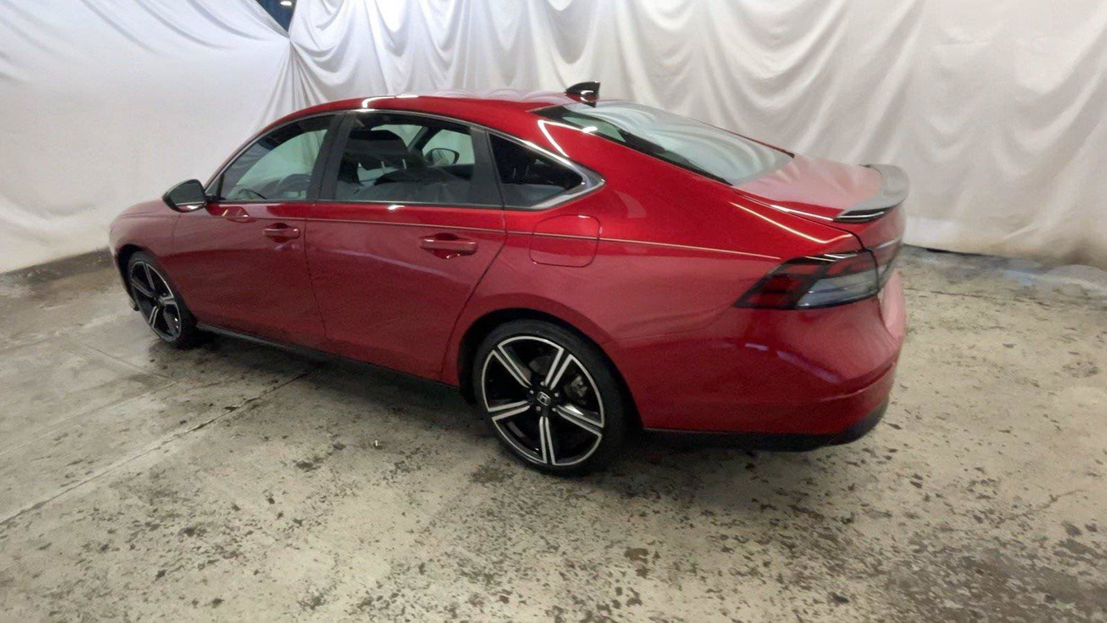 Used 2023 Honda Accord Sport image 10