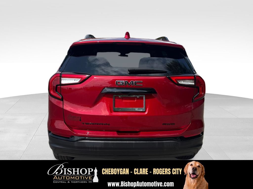 Used 2023 GMC Terrain SLE w/ Driver Convenience Package AWD/4WD image 11