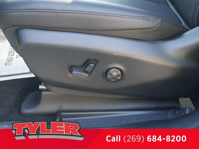 New 2026 Chrysler Pacifica Select FWD image 22