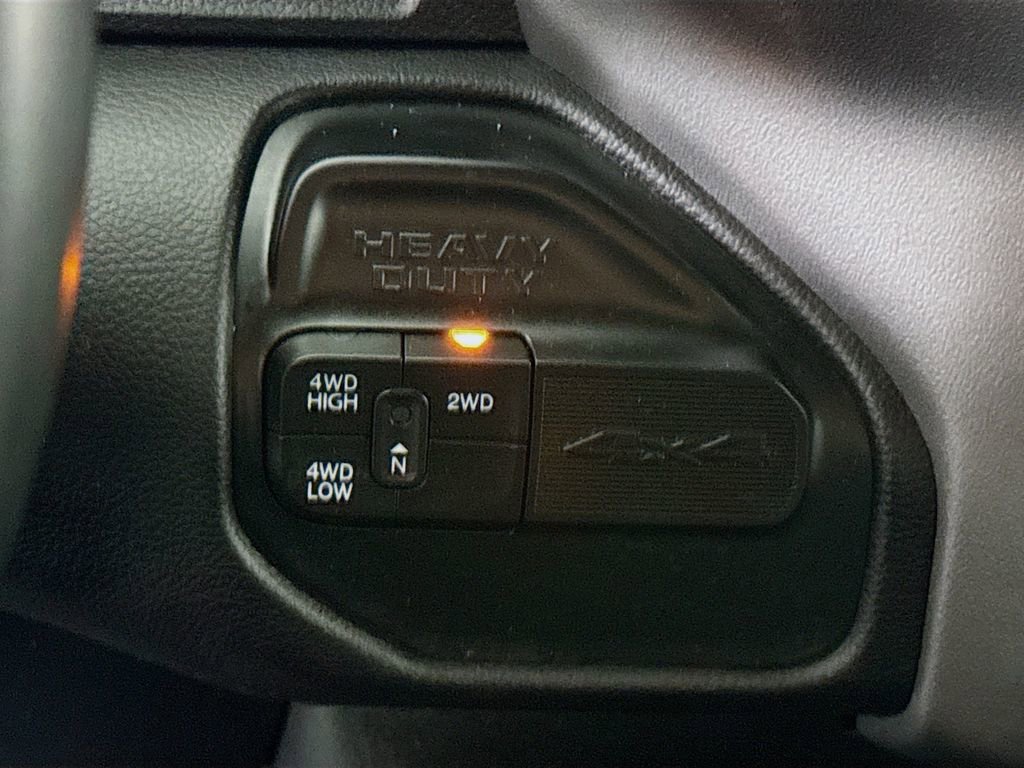 Used 2024 RAM 3500 Big Horn image 11