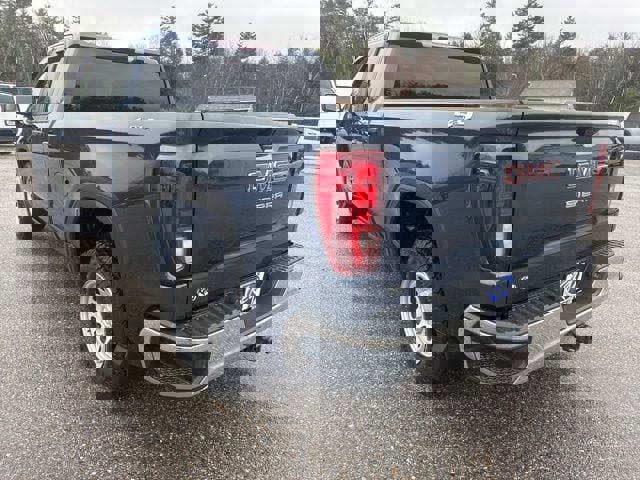 Used 2021 GMC Sierra 1500 4x4 Double Cab w/ Sierra Value Package image 4