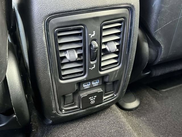 Used 2022 Jeep Grand Cherokee Limited image 20