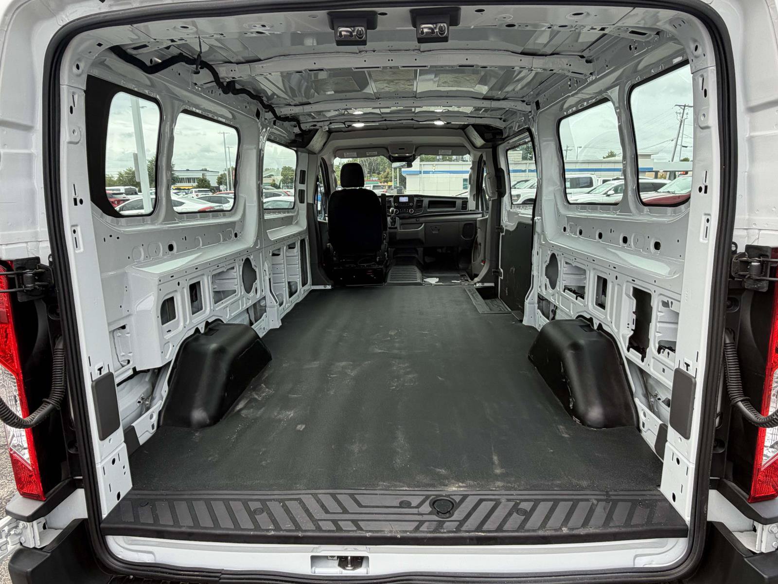 Used 2024 Ford Transit 350 Low Roof RWD image 30