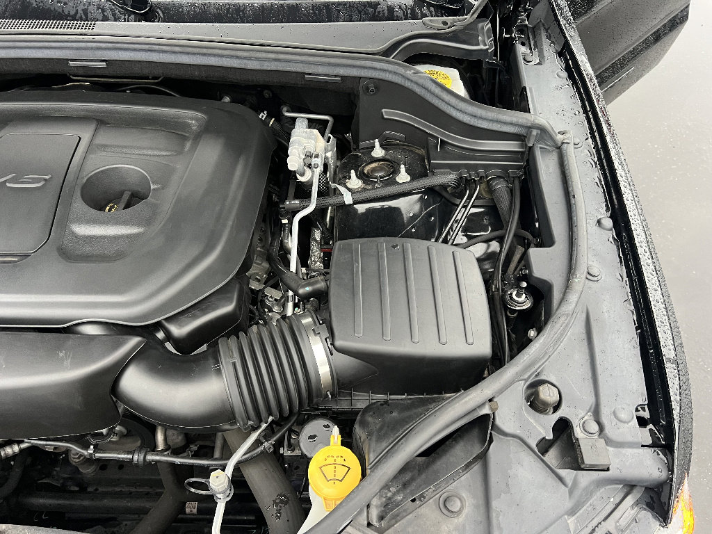 Used 2021 Jeep Grand Cherokee Limited X image 38