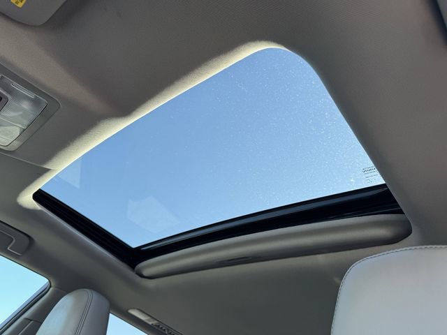 Used 2019 Toyota Highlander XLE image 26