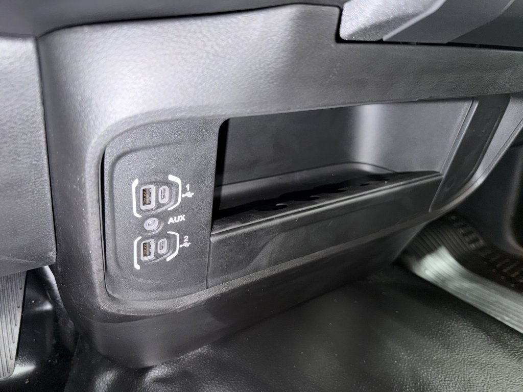 Used 2024 RAM 5500 Tradesman w/ Safety Group image 32