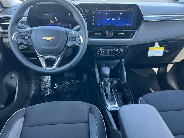 New 2026 Chevrolet TrailBlazer LT w/ Convenience Package AWD/4WD image 3