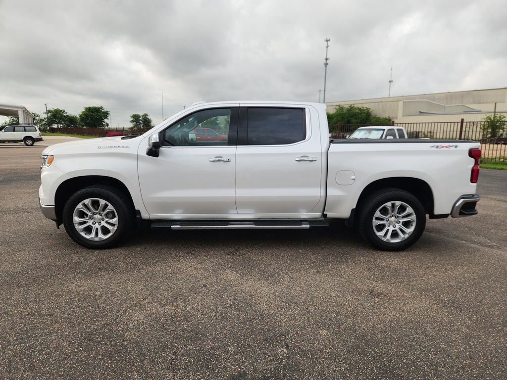 Certified 2022 Chevrolet Silverado 1500 LTZ AWD/4WD image 4