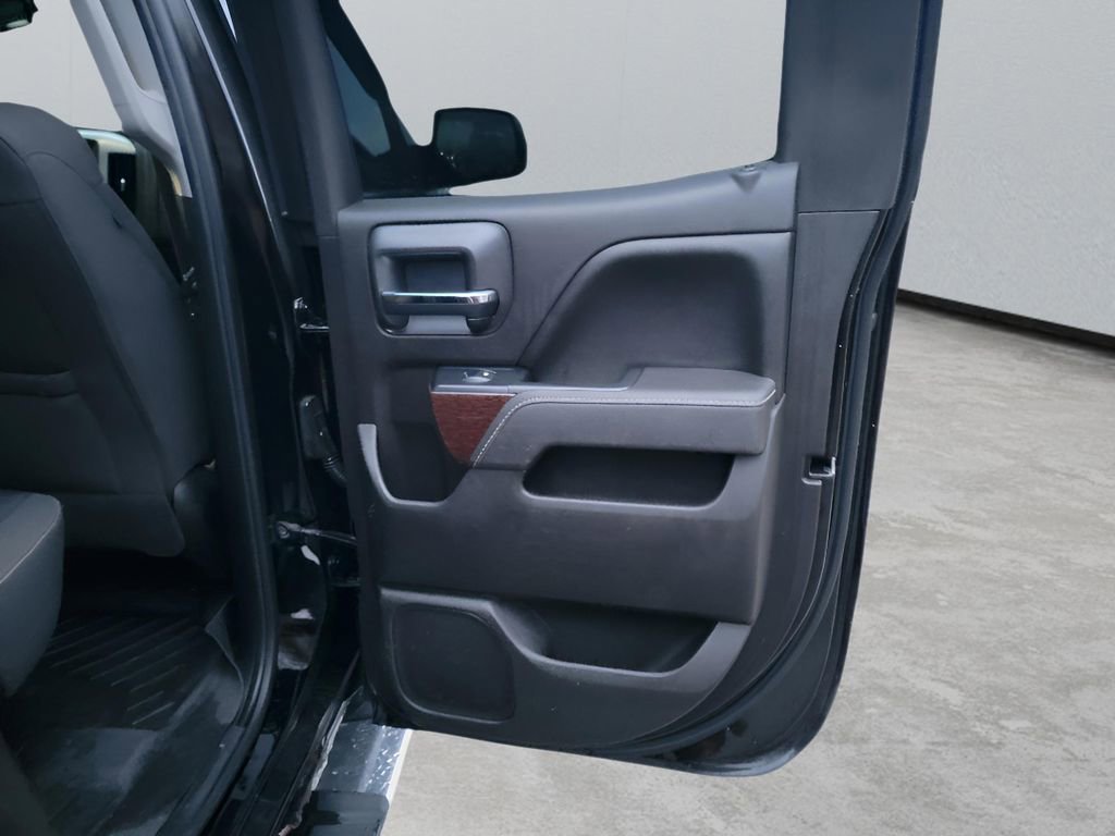 Used 2017 GMC Sierra 1500 SLE w/ SLE Value Package image 26