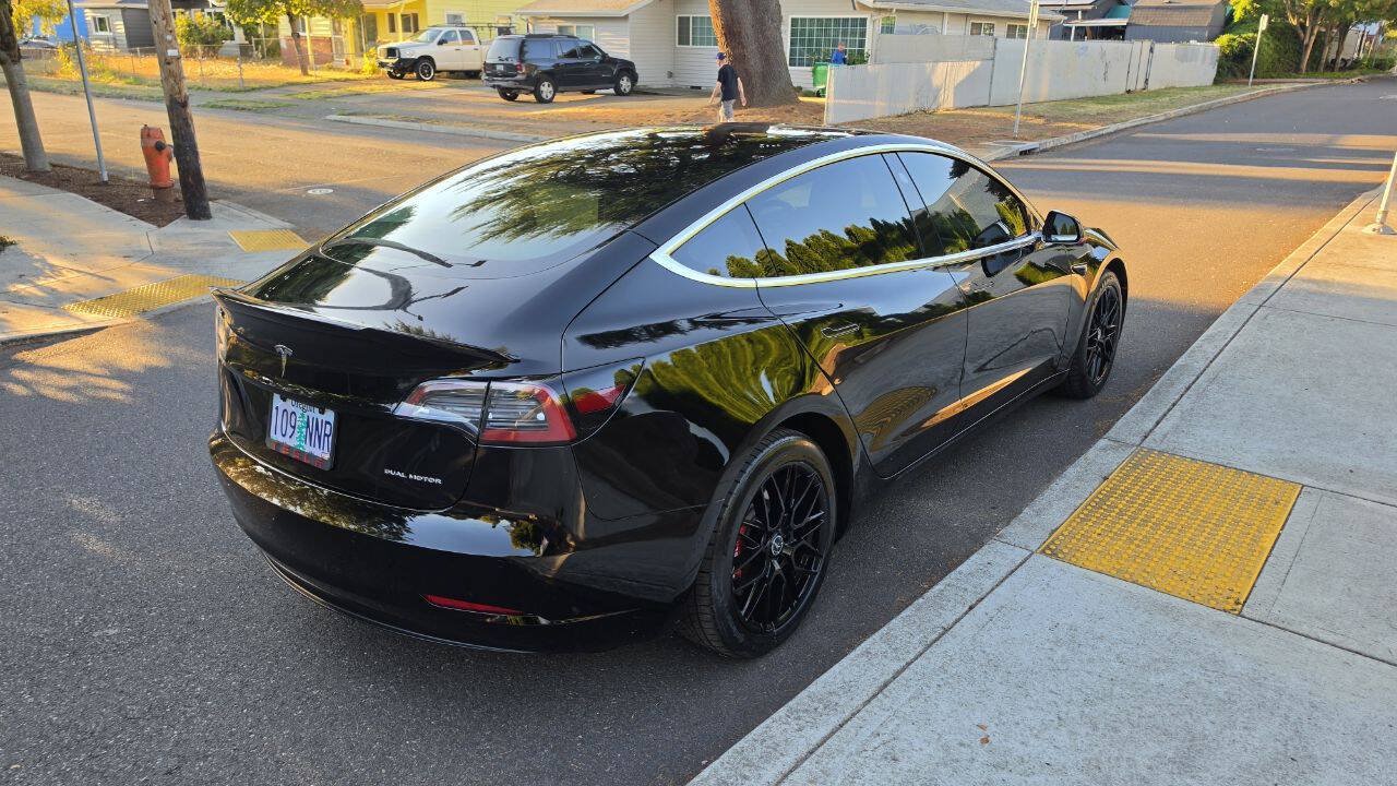 Used 2018 Tesla Model 3 Long Range AWD/4WD image 4