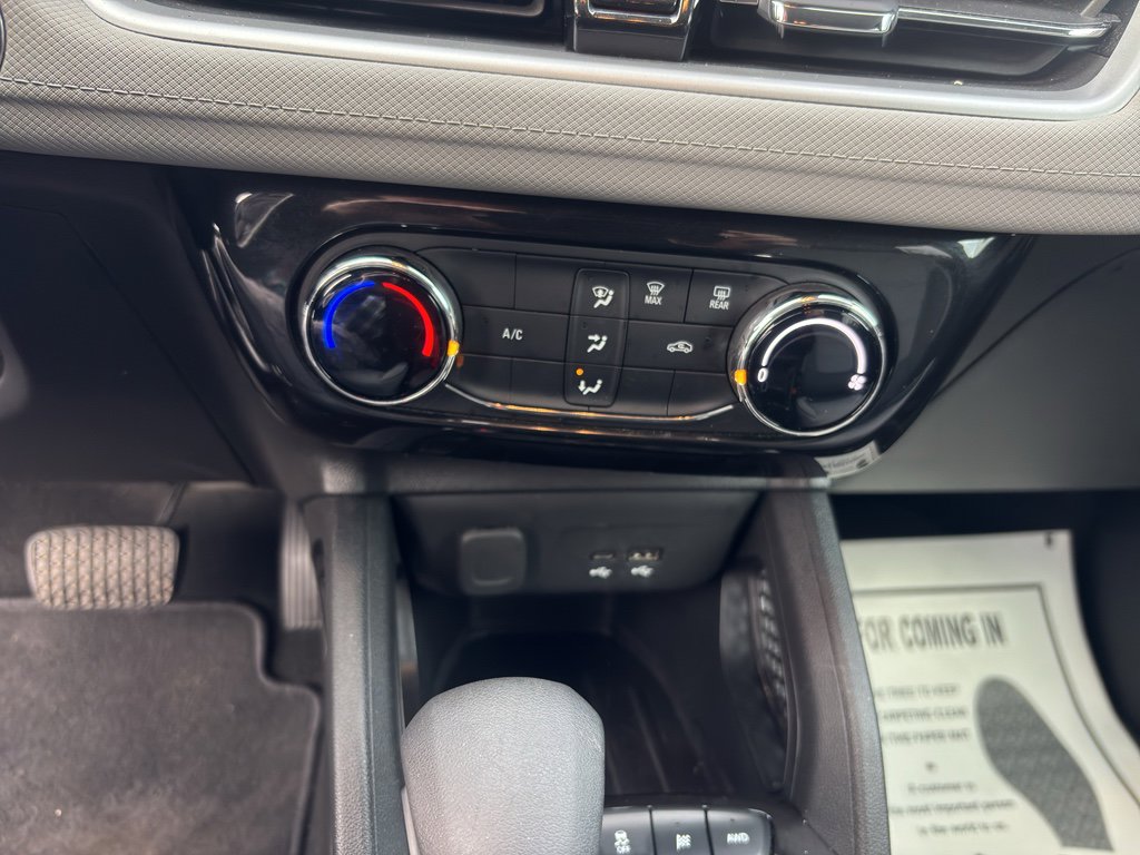 Used 2024 Chevrolet TrailBlazer LT image 15