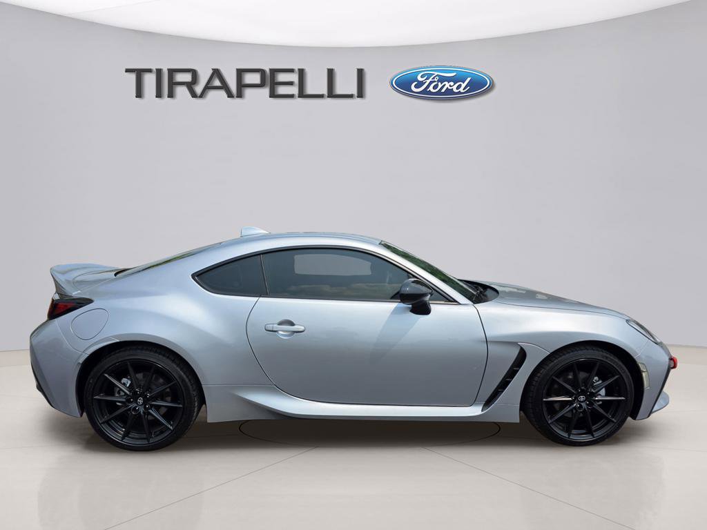 Used 2023 Toyota GR86 Premium w/ ALL Weather Mat Package (TMS) image 6