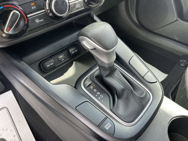Used 2023 Kia Soul LX FWD image 19