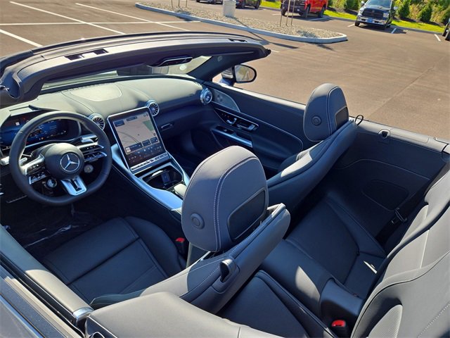 New 2023 Mercedes-Benz SL 43 AMG image 9