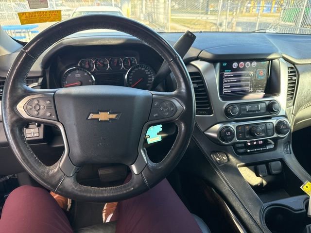 Used 2018 Chevrolet Suburban LT w/ Luxury Package image 12
