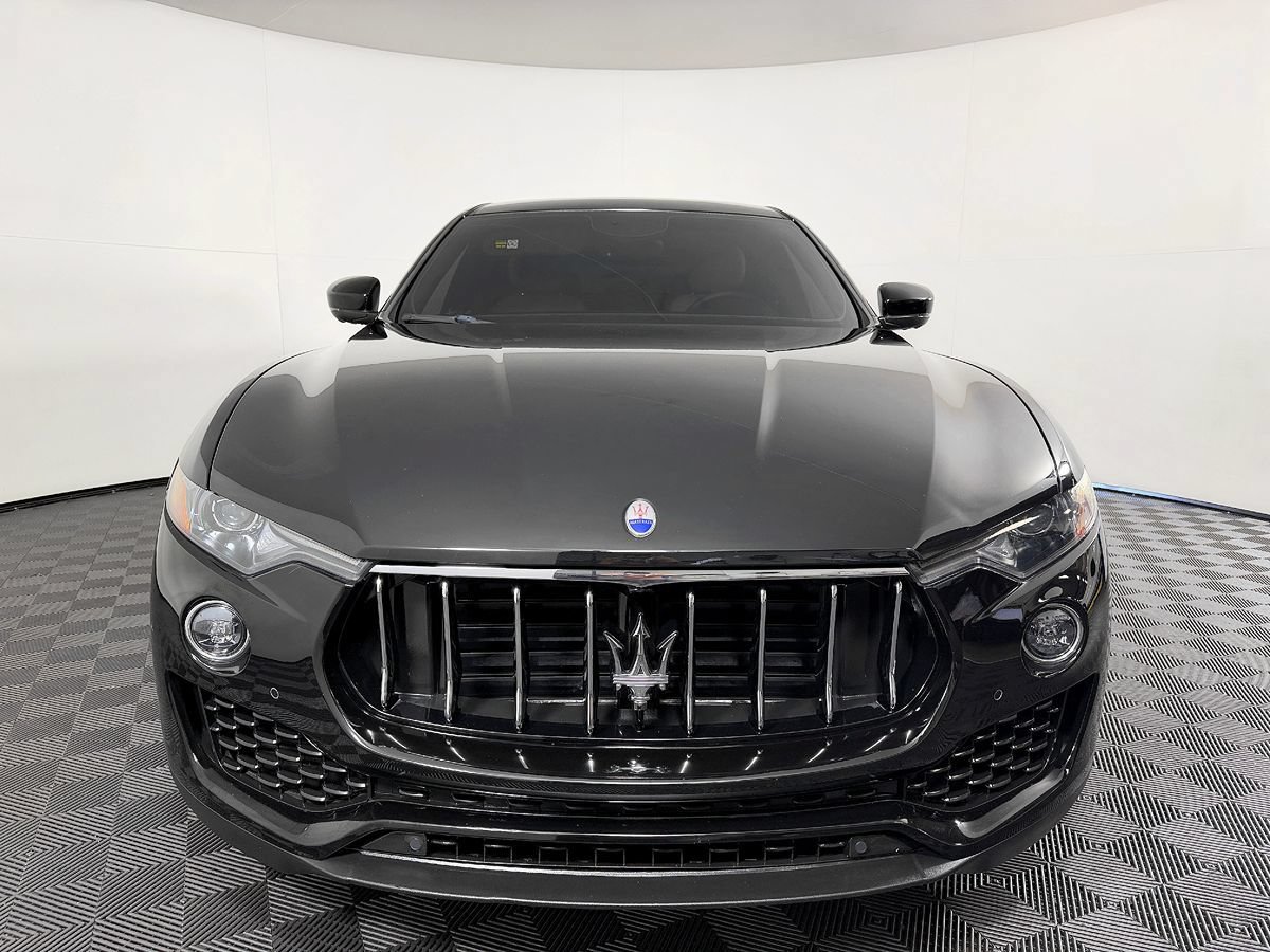 Used 2018 Maserati Levante AWD/4WD image 4