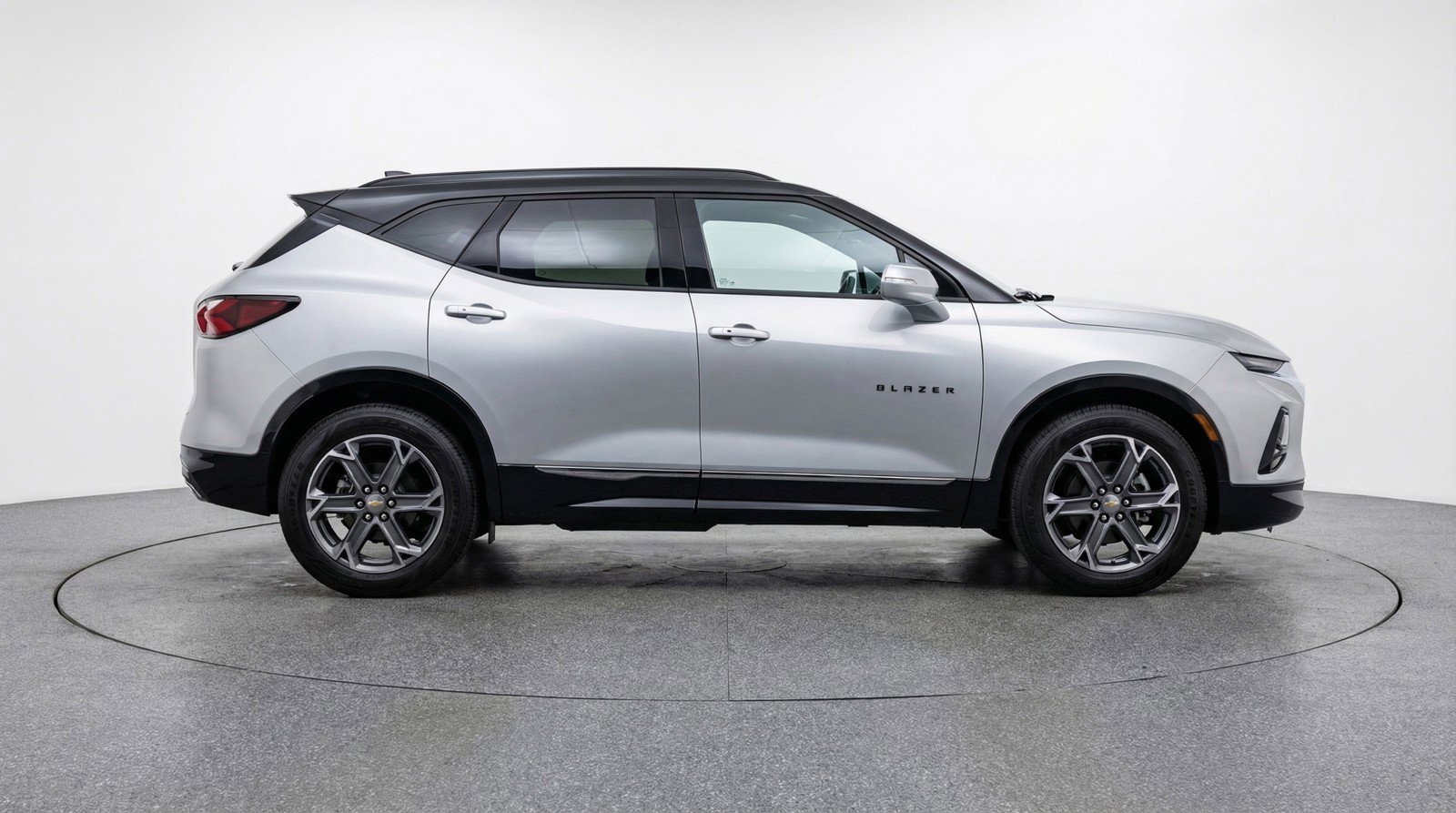 Used 2025 Chevrolet Blazer LT image 11