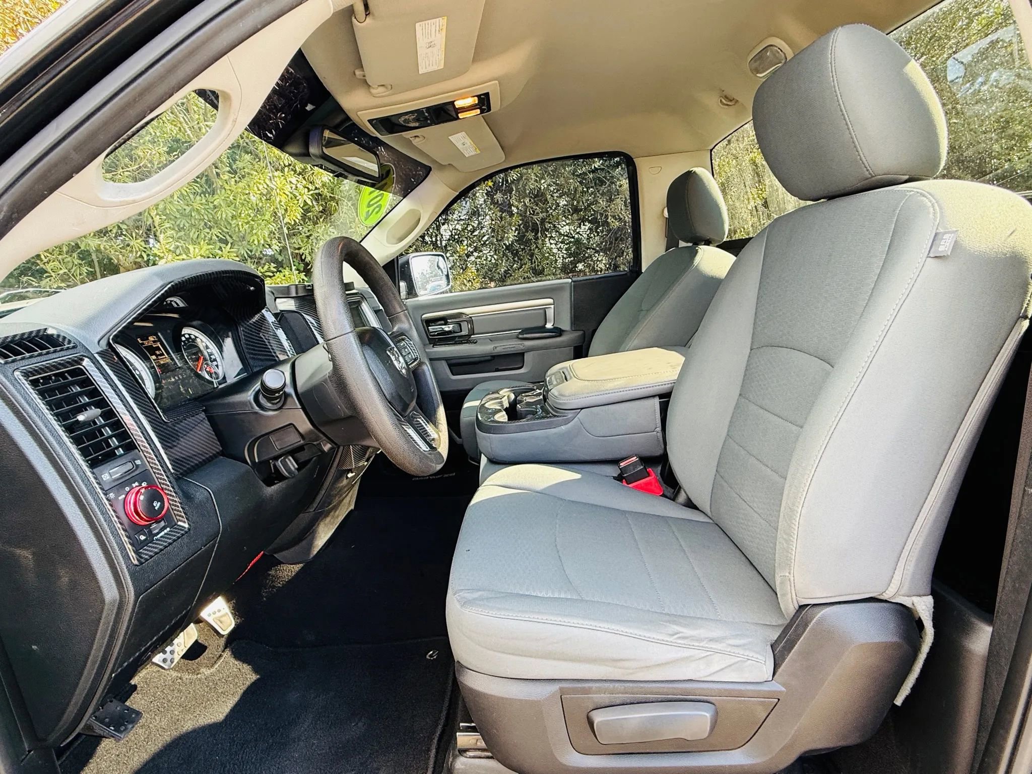 Used 2015 RAM 1500 Express w/ Black Ram 1500 Express Group RWD image 2