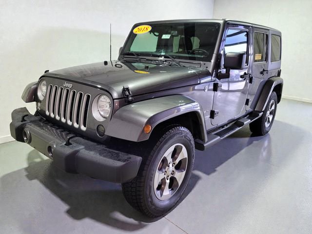 Used 2018 Jeep Wrangler Unlimited Sahara w/ Connectivity Group image 15