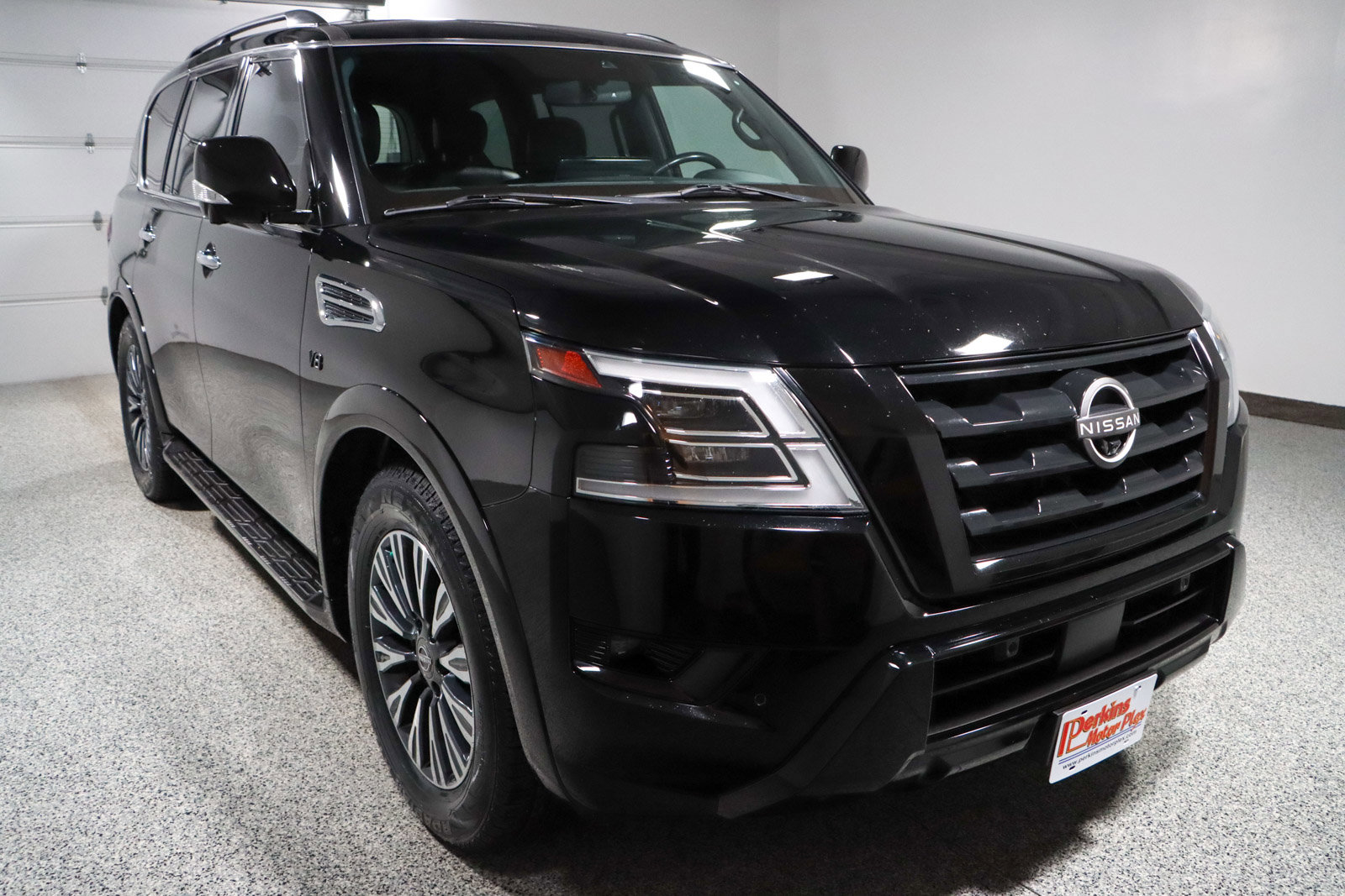 Used 2022 Nissan Armada SL w/ Midnight Edition Package image 5