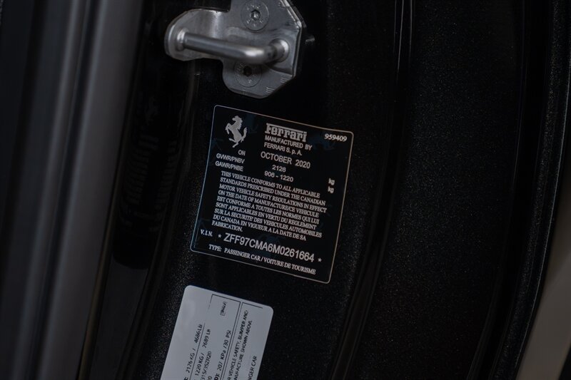 Used 2021 Ferrari 812 GTS RWD image 17