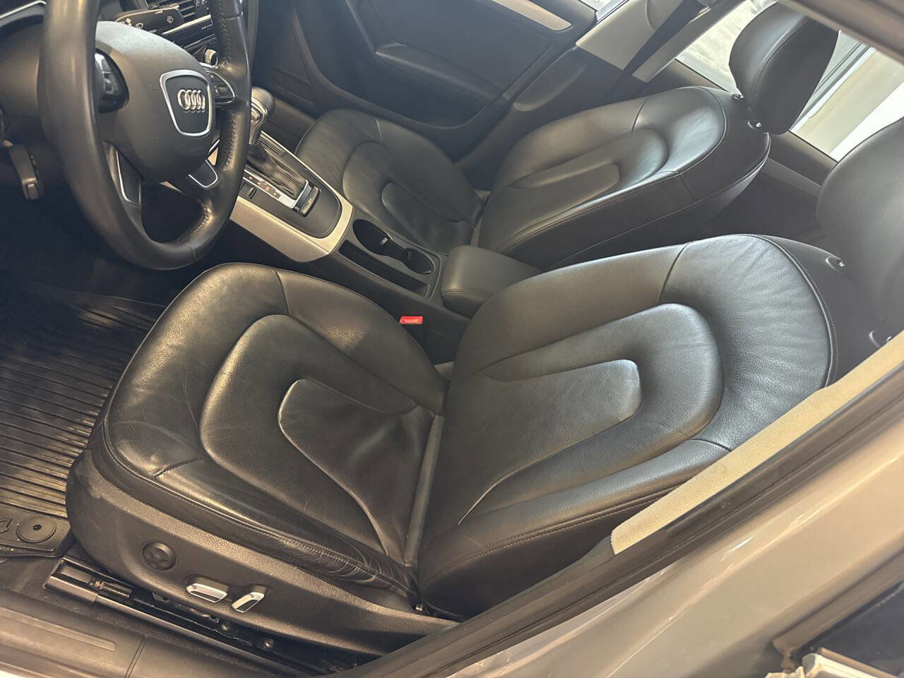 Used 2015 Audi A4 2.0T Premium image 28