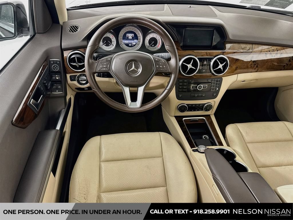 Used 2015 Mercedes-Benz GLK 350 2WD image 23