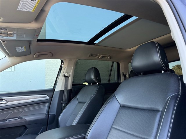 Used 2021 Volkswagen Atlas SE image 23