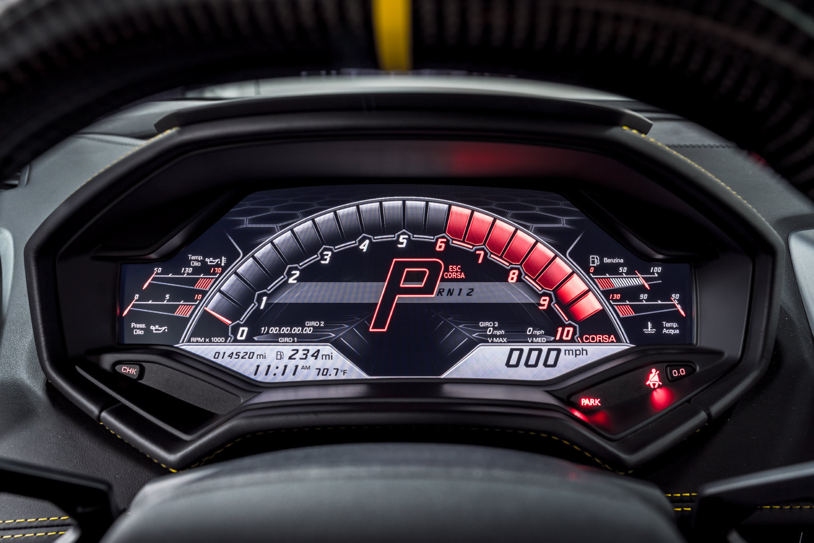 Used 2021 Lamborghini Huracan EVO RWD image 17